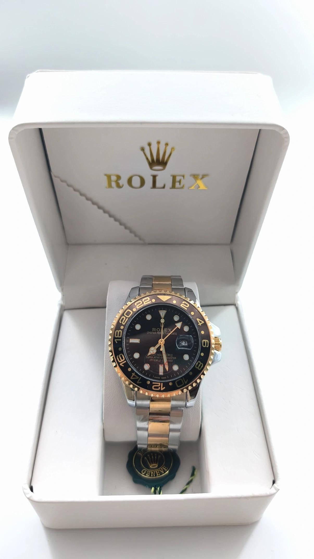 Rolex Submariner Date 2-Ton-Gelbgold mit schwarzem Zifferblatt